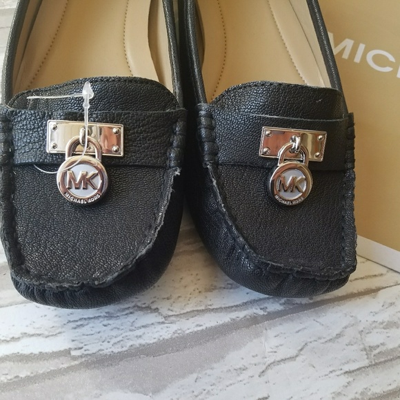 •Michael Kors• black Hamilton charm loafers - Picture 6 of 6
